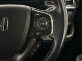 【ACC〈アダプティブ・クルーズ・コントロール〉】アクセルペダルを踏まずに設定した車速を保つクルーズコントロールに、前走車を検知する機能を追加。車速と車間を適切に制御することを支援します。
