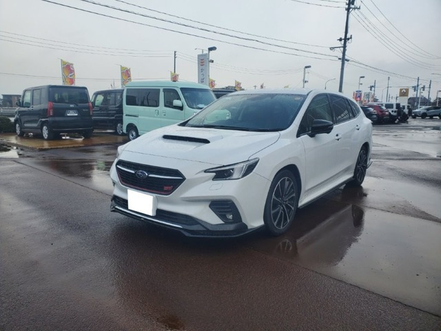レヴォーグ  2.4 STI スポーツR EX 4WD