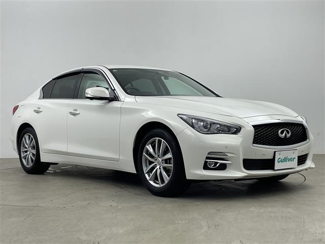 スカイライン2.0 200GT-t タイプP本革シート 修復歴無し