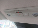 SOSコール搭載車です。スイッチによる任意起動とエアバッグが作動による自動起動で、緊急通報が可能です。(別途、有料申し込み)