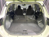 後席を格納すると、これだけの広さが!シーンに合わせたシートアレンジで、大きな荷物も積むことが出来ます♪