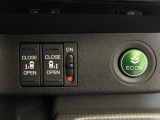 【両側パワースライドドア】両側が電動スライドドアになっております。狭い駐車場でのお子様の乗り降りの時などに安心です!