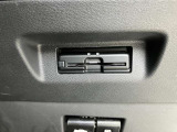 ETCも勿論付ています。これで高速道路の料金所もノーストレス。ノンストップで通過します。