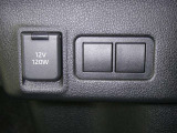 【充電用USB端子】デバイスの充電に便利です。※実際の接続端子は写真で確認or店舗までご気軽にお問合せください♪