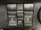 両側電動スライドドア付き、運転席にいながら開閉もラクラク