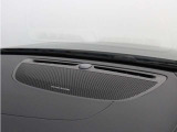 【harman/kardon】世界のオーディオファン垂涎のプレミアムサウンドシステムを搭載。原音に近い音場空間を忠実に再現。乗る人すべてに最良の音響体験を提供します。