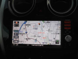 ★メモリーナビはタッチパネル式で簡単操作。TVもフルセグですので映像もとっても綺麗です。お好きな音楽を聞きながらドライブをお楽しみ下さい。
