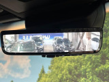 【デジタルインナーミラー】後席の大きな荷物や同乗者で後方が確認しづらい時でも安心!カメラが撮影した車両後方の映像をルームミラー内に表示。クリアな視界で状況の確認が可能です!