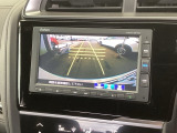 バックも安心のバックカメラ付いています。バックカメラがあると、いつでも安全にバックできますね。死角も減ります。
