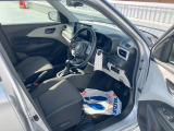 体にフィットする運転席で快適なドライブをサポート!全車消毒済みなので、安心してお乗りいただけます。