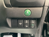 【Honda SENSING】いつもの道で、高速道路などで、安心・快適な運転を支援します。先進の安全運転機能システム搭載。