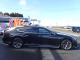 当社の在庫は、お客様に快適にお乗り頂ける様、次の車検も取って頂ける様、納車整備に力をいれ、期待以上のモノをお届けできるように、日々努力しております!
