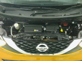 エンジンルームはクリーニング済なので、安心してお乗りいただけます。