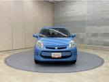 お車購入のポイントとなるフロントマスクです!かわいらしい目つきが印象的なデザインのヘッドランプです。