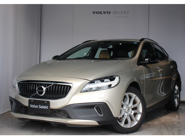 V40クロスカントリーD4 サマム ディーゼル