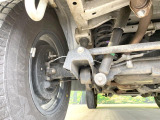 お車を安心してお乗りいただく為には、足回りの定期点検が欠かせません。サービスサポート(有償保証)では無料点検もご提供しており、安心のカーライフをお過ごしいただけるサポート体制が整っています。
