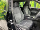 ドライバーによって運転しやすいポジションは異なり、あの車はどうなのか不安なこともありますよね。気になるお車は店頭で乗り込んでご確認いただけます♪