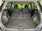 後席を格納すると、これだけの広さが!シーンに合わせたシートアレンジで、大きな荷物も積むことが出来ます♪
