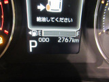 たとえばダイハツのお店にある、たくさんのスマアシ搭載車は、正常に作動する事をしっかり確認します。