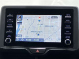 純正ナビを装備。タッチパネル式で使いやすく、お出かけもラクラクです。