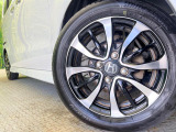 【純正14インチアルミホイール】外観にマッチした純正アルミホイールを装着しております。各種社外アルミホイールや、スタッドレスタイヤも取扱いしております。是非ご相談ください♪