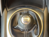店舗にて現車の確認もいただけますので、お電話で在庫のご確認の上是非ご来店くださいませ。