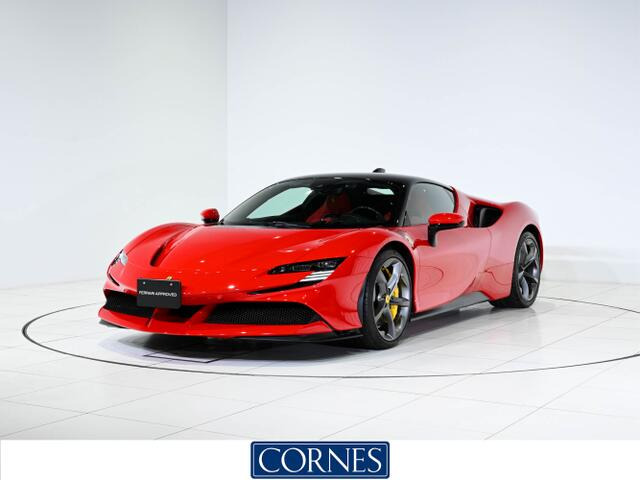 SF90ストラダーレF1 DCT E 4WD