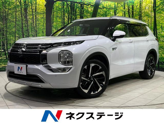 アウトランダー PHEV 2.4 P 4WD 