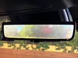 【デジタルインナーミラー】カメラが撮影した車両後方の映像をルームミラー内に表示。クリアな視界で状況の確認が可能です!※ドラレコ機能ご利用には別途SDカードをご用意いただく場合があります。