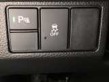 ETCの下にはHondaセンシング用の、VSA(ABS+TCS+横滑り抑制)解除スイッチなどがついています。