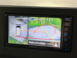 【マルチアラウンドモニター】専用のカメラにより、上から見下ろしたような視点で360度クルマの周囲を確認することができます☆死角部分も確認しやすく、狭い場所での切り返しや駐車もスムーズに行えます。