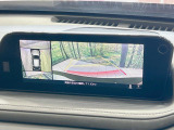 【360&deg;ビューモニター】専用のカメラにより、上から見下ろしたような視点で360度クルマの周囲を確認することができます☆死角部分も確認しやすく、狭い場所での切り返しや駐車もスムーズに行えます。