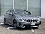 BMW Card (Visa)とBMW Diners Cardの2種類をご用意しております。充実のポイントプログラムや多様なサービスの他にカード契約期間中はBMWエマージェンシー・サービスが24時間365日ご利用いただけます。