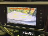 【バックカメラ】駐車時に後方がリアルタイム映像で確認できます。大型商業施設や立体駐車場での駐車時や、夜間のバック時に大活躍!運転スキルに関わらず、今や必須となった装備のひとつです!