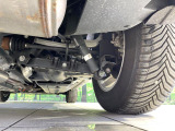 お車を安心してお乗りいただく為には、足回りの定期点検が欠かせません。サービスサポート(有償保証)では無料点検もご提供しており、安心のカーライフをお過ごしいただけるサポート体制が整っています。