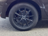 アルミホイールです。足元が引き立つので、車全体のイメージがアップしますよ