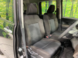 ドライバーによって運転しやすいポジションは異なり、あの車はどうなのか不安なこともありますよね。気になるお車は店頭で乗り込んでご確認いただけます♪