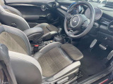 ≪MINI NEXT≫ ご購入後、2年間走行距離無制限保証!万一、修理が必要な場合は工賃まで含めて無料で対応!全国のBMWディーラーにて対応可能ですので遠方の方も安心!