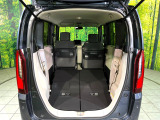 普段のお買い物や通勤、送迎等に十分な荷室スペースを確保しております。セカンドシートを倒すと、大きな荷物の積載も可能です♪