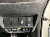 【VSA】車の横滑りを制御し、『走る・曲がる・止まる』の全領域で車の安全性を確保するシステムです!その他、安全装備もバッチリです!