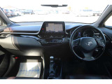 すっきりとした運転席回り☆