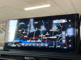 【大画面ナビ】人気の大型12.3インチナビを装備。存在感のある大画面はインパクト大!ナビ利用時のマップ表示は見やすく、テレビやDVDは臨場感がアップ!いつものドライブがグッと楽しくなります♪