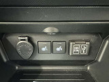 運転席・助手席シートヒーター付