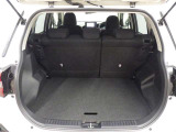 広々としたラゲージスペースを備えています。大きなものや長さのある荷物もしっかりと積み込めます。