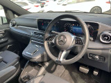 ☆お近くの方はぜひご来店を♪車検整備付きのお車は試乗も可能ですので装備や状態をしっかりとご確認頂けます♪