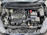 エンジンルームの画像です。店舗にて現車の確認もいただけますので、お電話で在庫のご確認の上是非ご来店くださいませ!!!ワクワクするクルマ選びをご提案します!