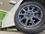 【15インチアルミホイール】外観にマッチしたアルミホイールを装着しております。各種アルミホイールや、スタッドレスタイヤも取扱いしております。是非ご相談ください♪