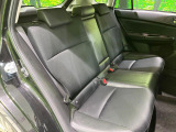 後部座席も気になるようなキズ・汚れやへたり等、大きなダメージはなく、良好な状態です。