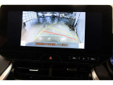 ■バックガイドモニター■車庫入れの時に何かに接触しないかとヒヤヒヤしたことはありませんか?バックモニターがあればそのような不安はなくなります♪ガイド線付きで分かりやすく、夜間でもよく見えます!