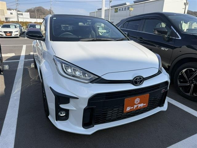 GRヤリス 1.6 RC 4WD 禁煙車 6速マニュアル 左右温度調節AAC